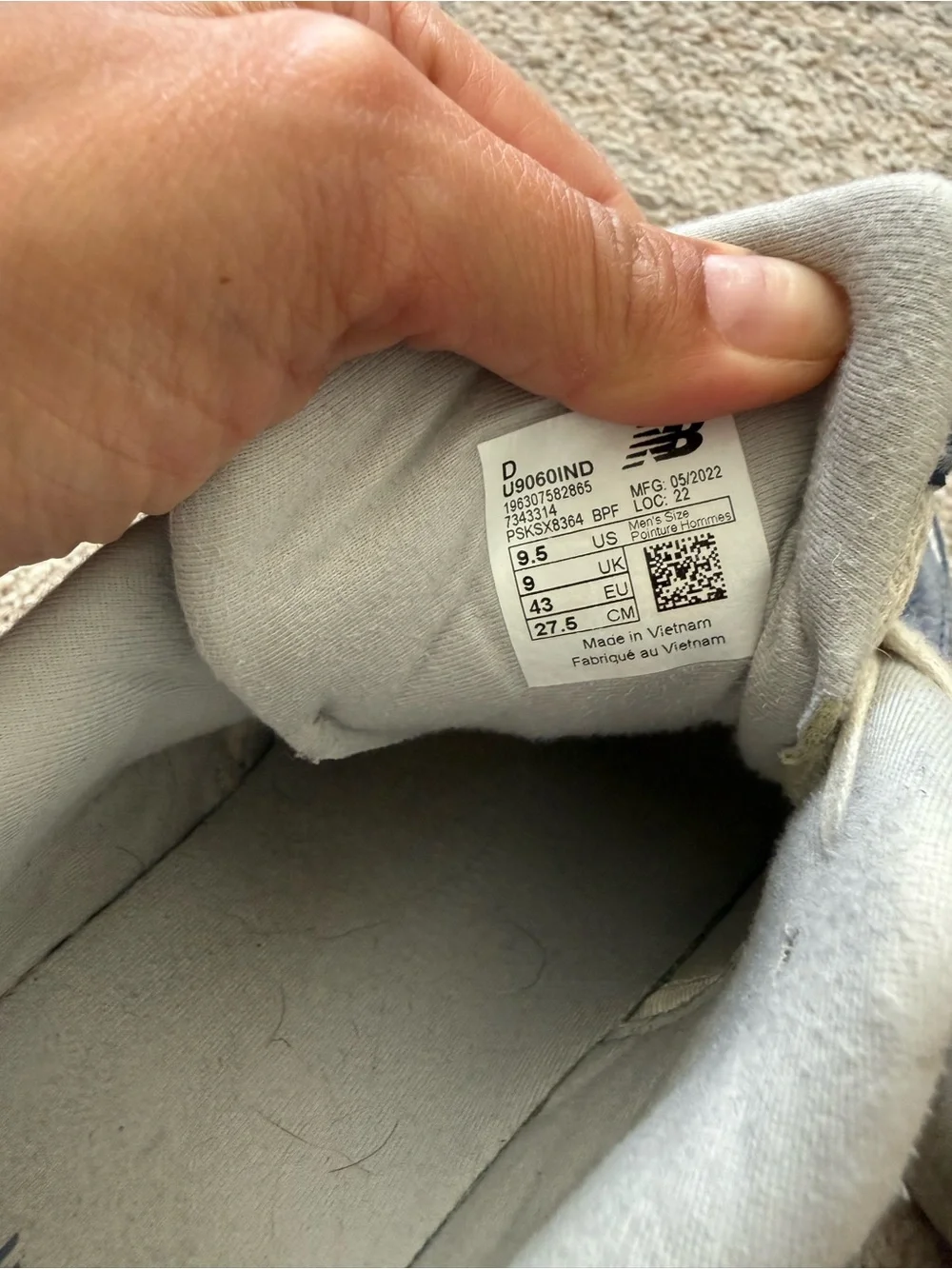 New Balance 9060 low-top sneakers